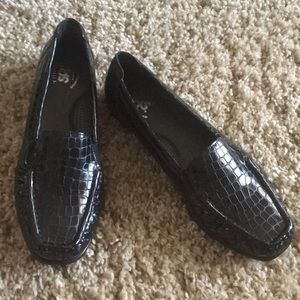 SAS BLACK CROC SHOES